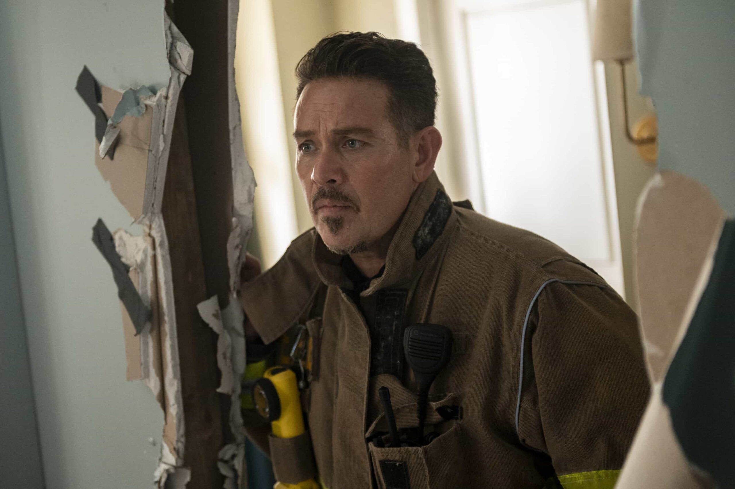 Fire Country Season 4 Episode 17 "Sometimes the Chaos Wins" -- Coverage of the CBS Original Series FIRE COUNTRY, scheduled to air on Friday, May 1 (9:00-10:00 PM, ET/PT).  Pictured: Kevin Alejandro as Manny Perez. Photo: Sergei Bachlakov/CBS ©2026 CBS Broadcasting, Inc. All Rights Reserved.