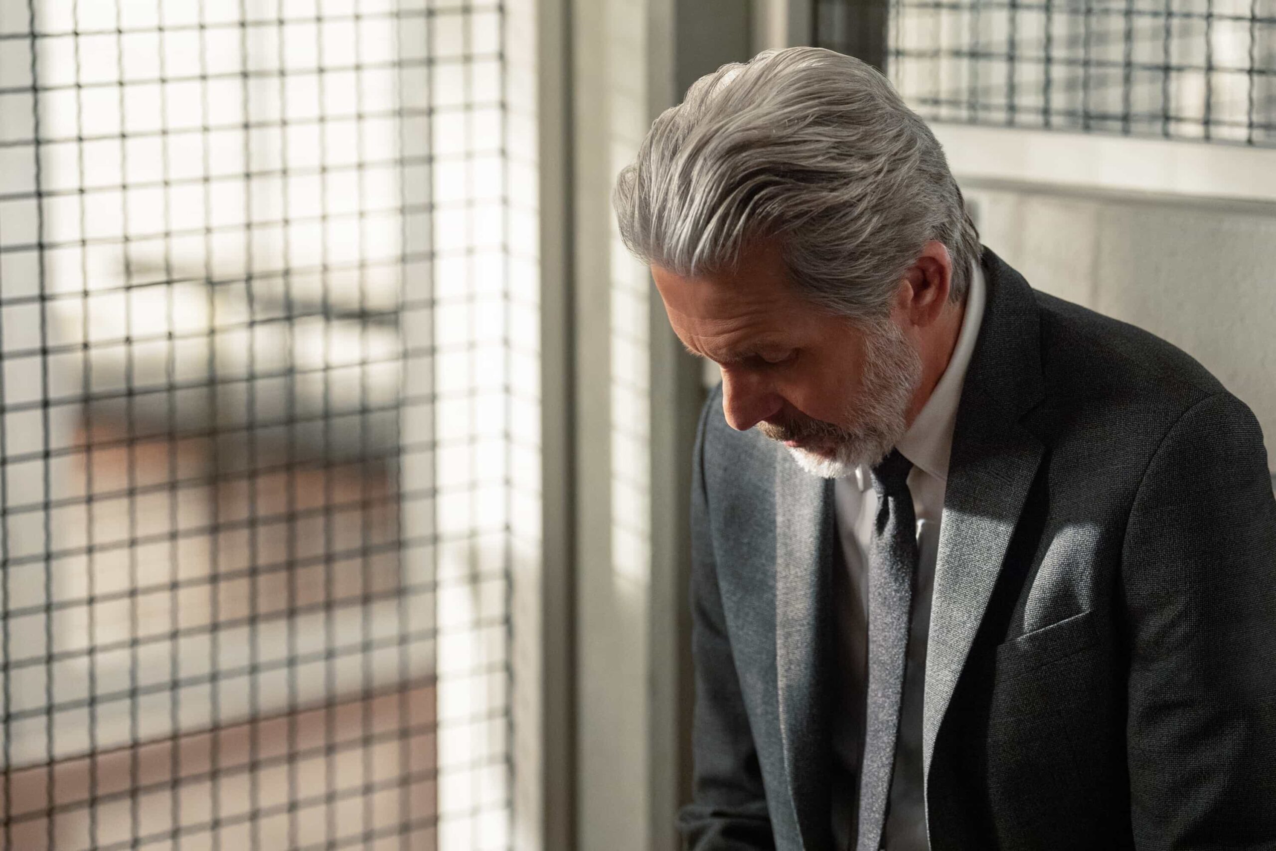 “DEAL WITH THE DEVIL” - CBS Original Series NCIS, scheduled to air TUESDAY, MAY 5 (8:00 PM ET/PT)  Pictured (L-R): Gary Cole as Alden Parker  Photo: Robert Voets/CBS  ©2026 CBS Broadcasting, Inc. All Rights Reserved.