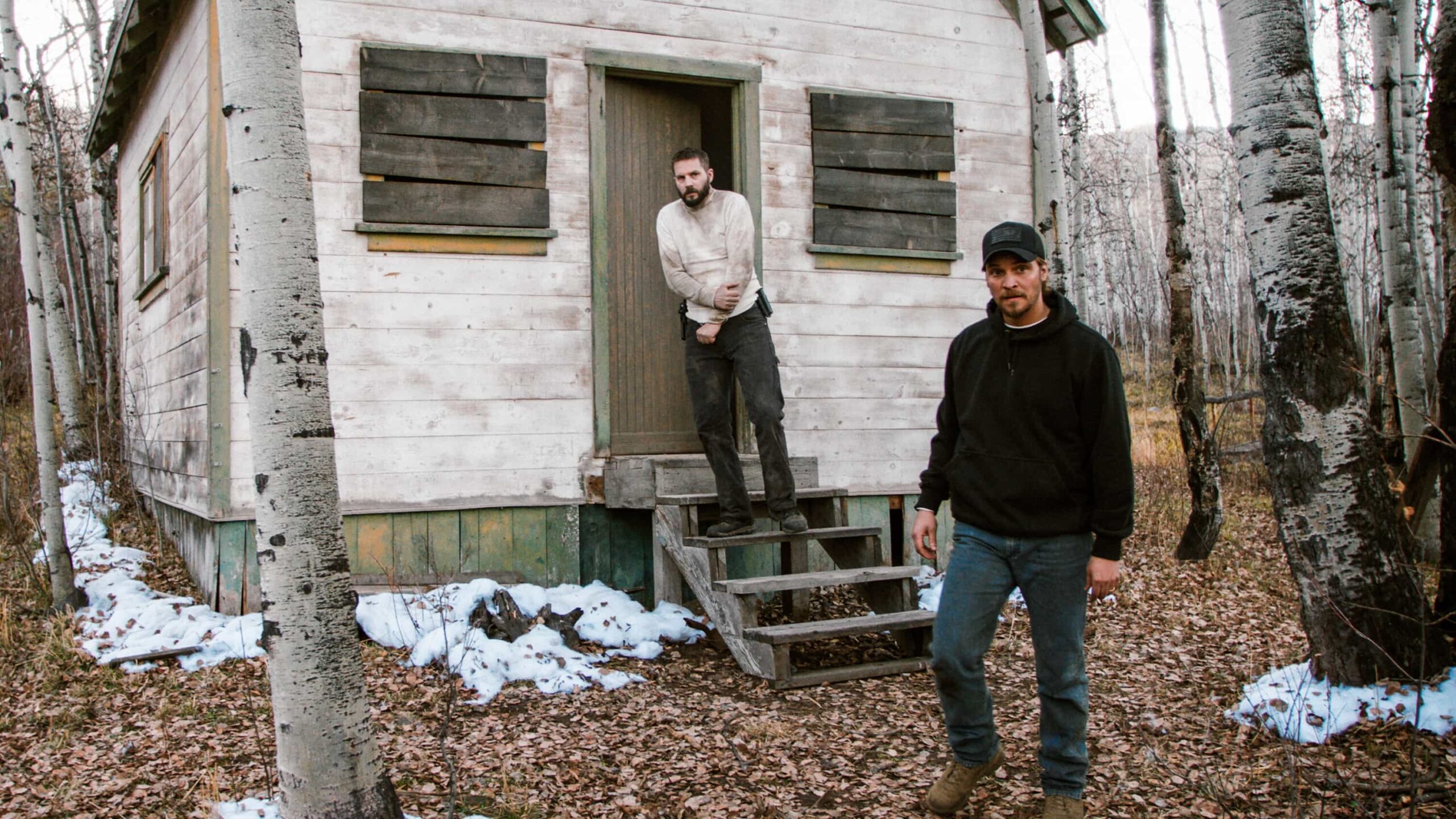 “On Thin Ice” – CBS Original Series MARSHALS, scheduled to air on Sunday, May 10 (8:00-8:59 PM, ET/ PT) on the CBS Television Network and streaming on Paramount+. Pictured (L-R): Logan Marshall-Green as Pete Calvin and Luke Grimes as Kayce Dutton. Photo: CBS ©2025 CBS Broadcasting, Inc. All Rights Reserved. Highest quality screengrab available.