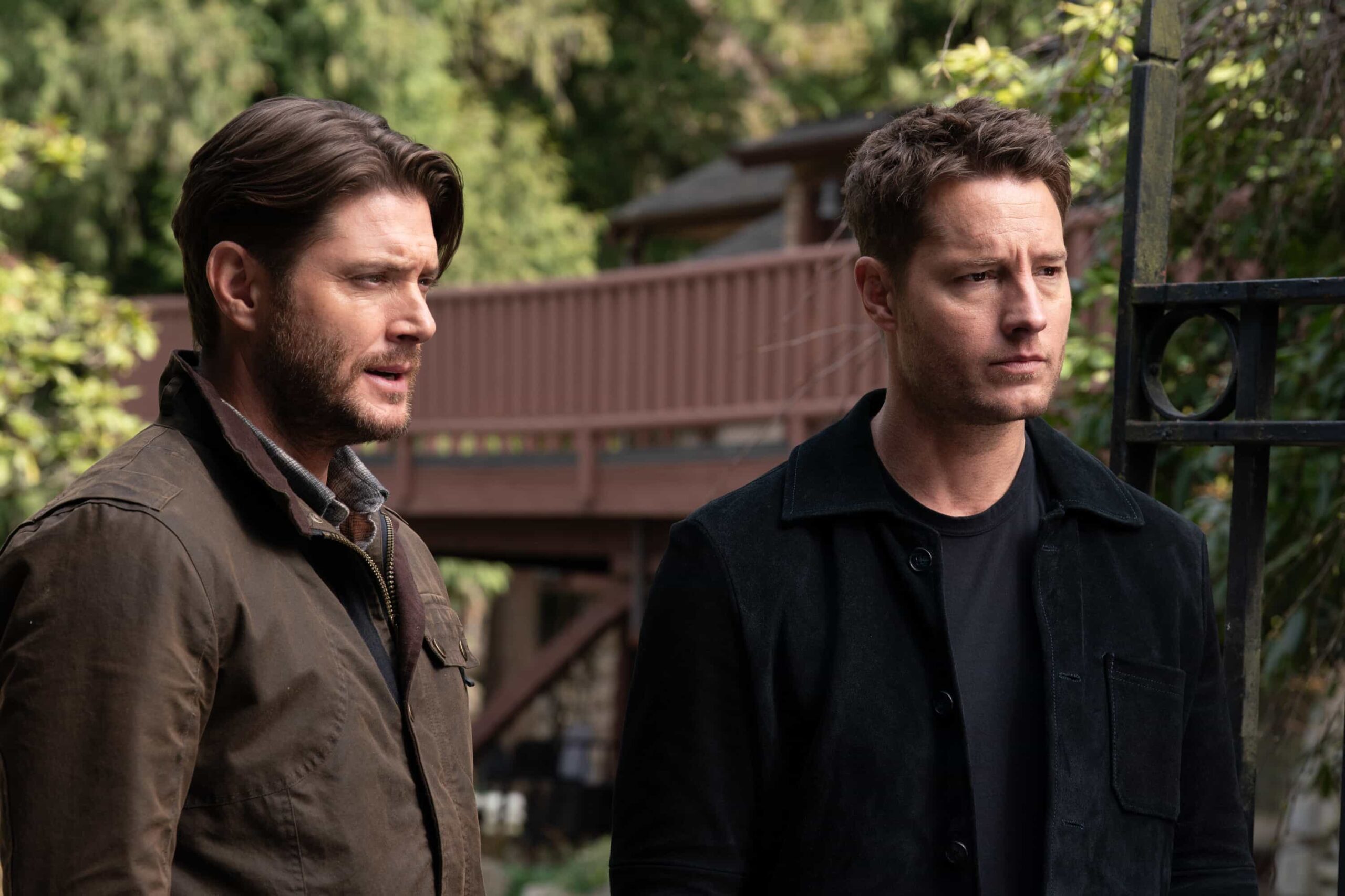 Tracker Season 3 Episode 21 “Chrono Stasis” – Colter and Russell unite in a personal mission to uncover their father’s mysterious work, on the CBS Original series TRACKER, Sunday, May 17 (9:00-10:00 PM, ET/PT) on the CBS Television Network, and streaming on Paramount+.  Pictured: Jensen Ackles as Russell Shaw and Justin Hartley as Colter Shaw.  Photo: Darko Sikman/CBS ©2026 CBS Broadcasting, Inc. All Rights Reserved.