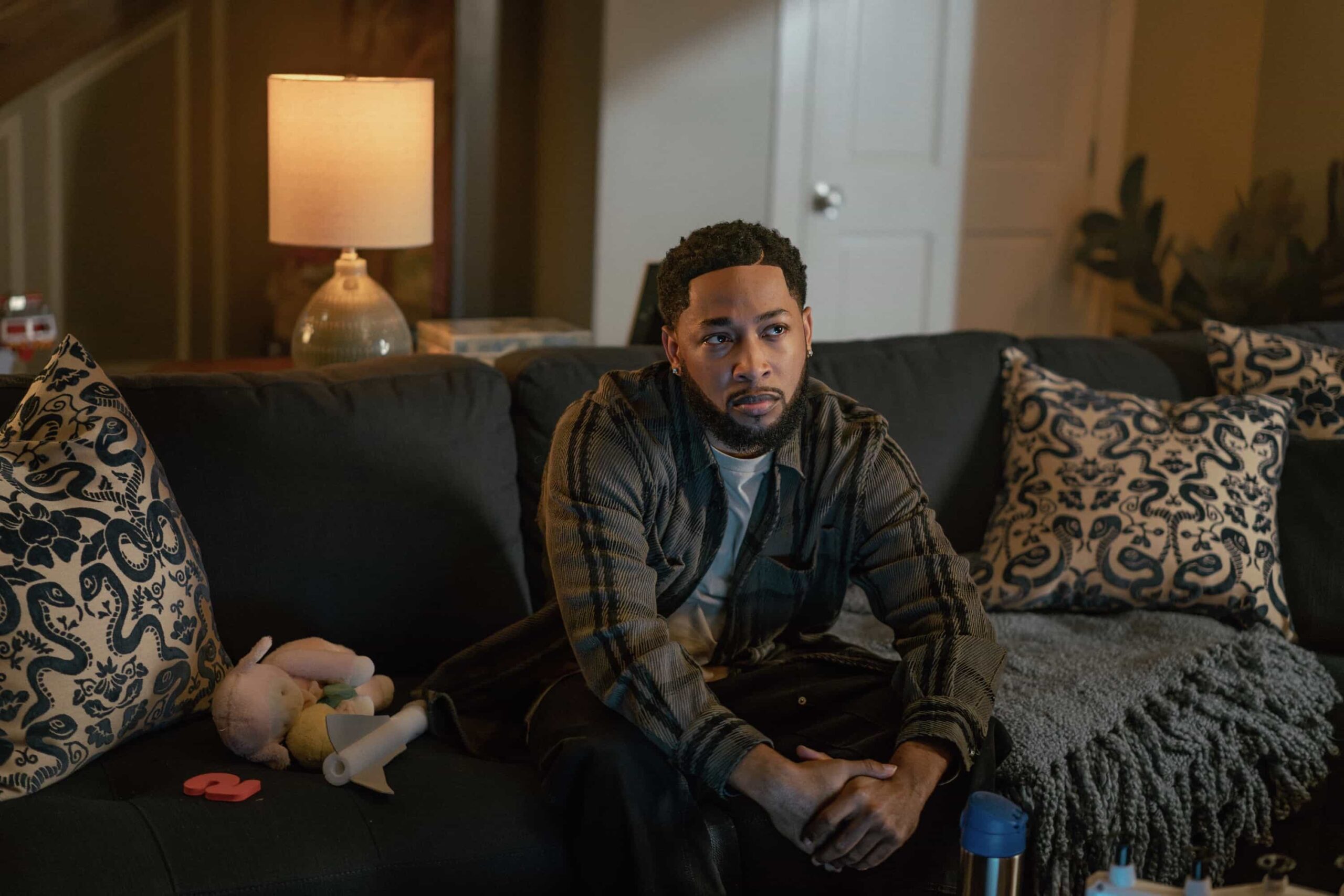The Chi Season 8 Episode 1 "Coldest Winter Ever" Jacob Latimore as Emmett in The Chi, episode 1, season 8, streaming on Paramount+, 2026. Photo Credit: Sandy Morris/Paramount+.