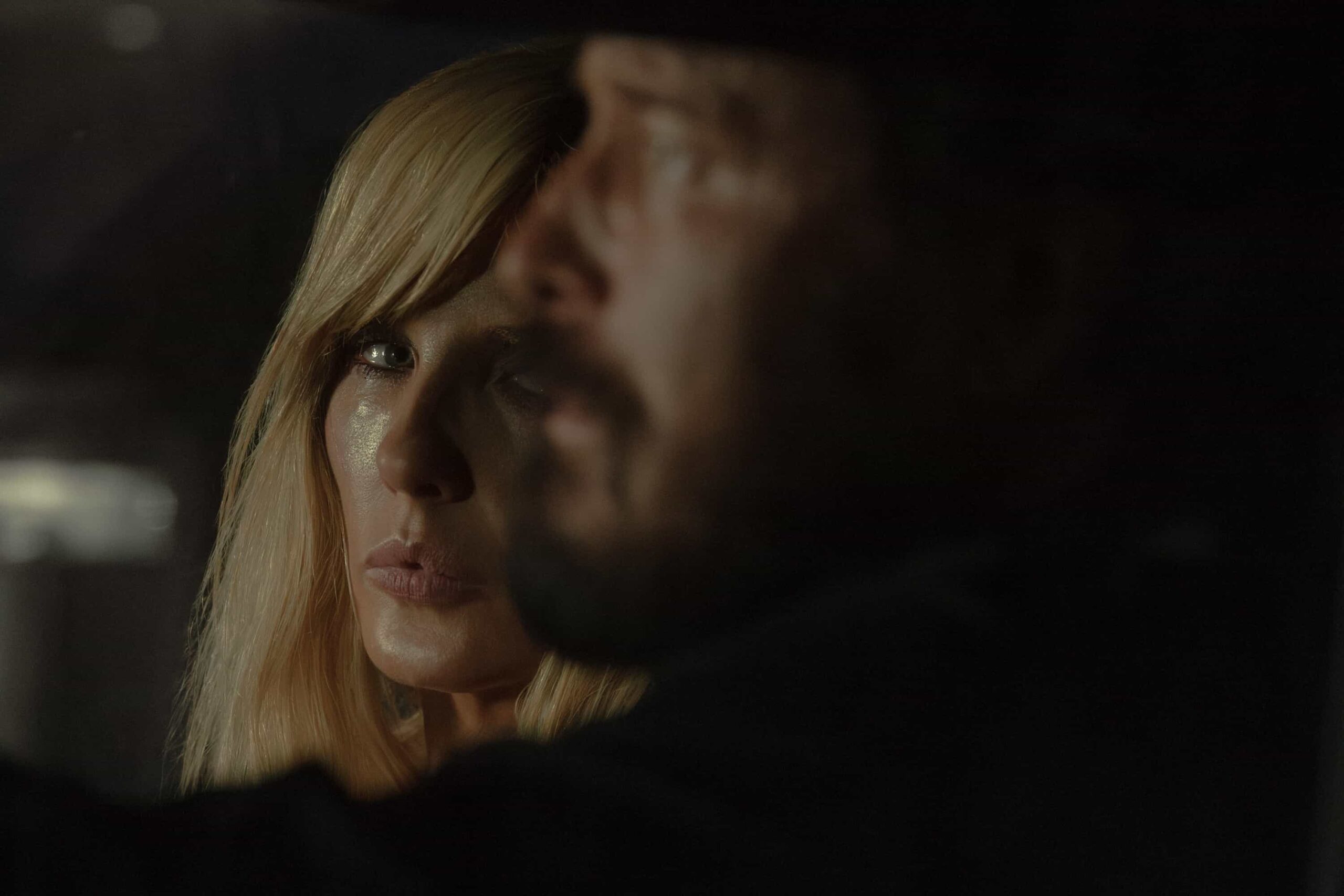 DUTTON RANCH Season 1 Episode 4 Photos “Start With A Bullet” – Beth And Rip’s Texas Trouble Grows 5 (L-R): Kelly Reilly as Beth Dutton and Cole Hauser as Rip Wheeler in Dutton Ranch, episode 4, season 1, streaming on Paramount+, 2026. Photo Credit: Emerson Miller/Paramount+.