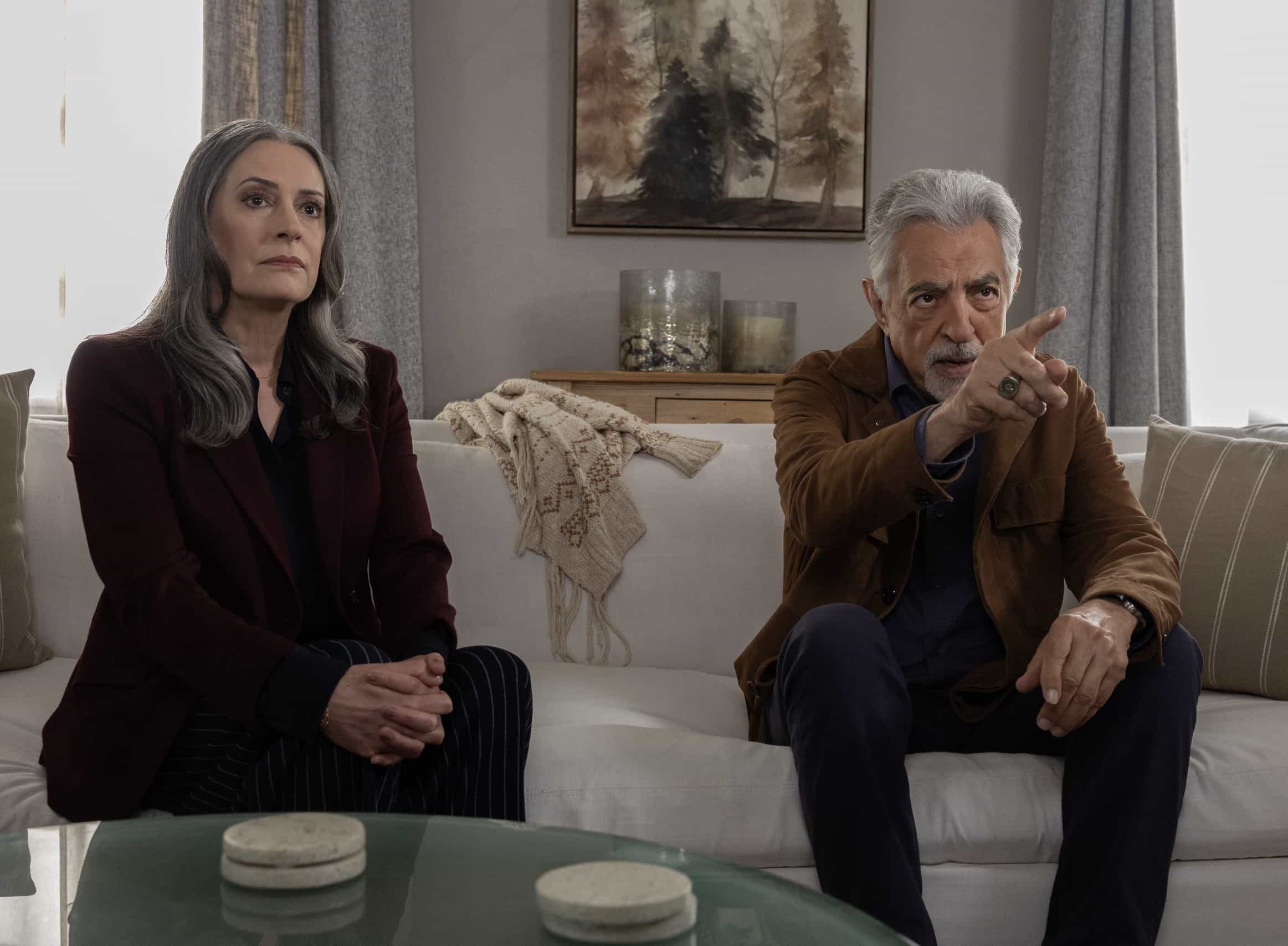 CRIMINAL MINDS EVOLUTION Season 19 Episode 3 Body Count - L-R: Paget Brewster as Emily Prentiss and Joe Mantegna as David Rossi in Criminal Minds: Evolution, episode 3, season 19 streaming on Paramount+, 2026. Photo Credit: Trae Patton/Paramount+