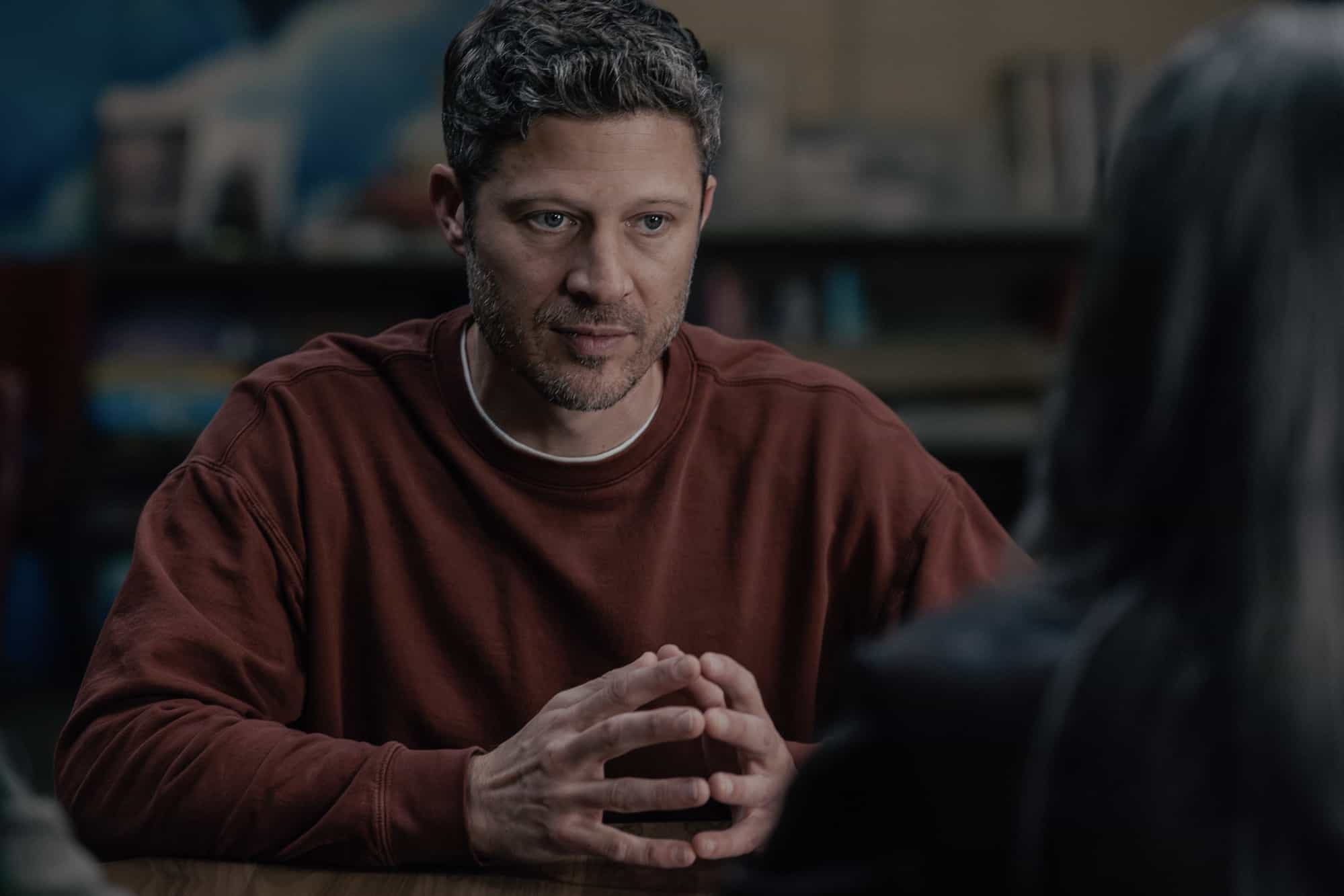 Zach Gilford as Elias Voit in Criminal Minds: Evolution, episode 4, season 19  streaming on Paramount+, 2026.  CREDIT: Trae Patton/Paramount+ © 2026 ABC Studios Inc. and CBS Studios Inc. All Rights Reserved.