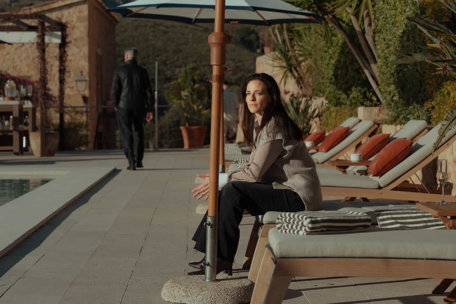 Lara Pulver as Bella Harrigan In MobLand, season 2, streaming on Paramount+, 2026. Photo Credit: Luke Varley/Paramount+