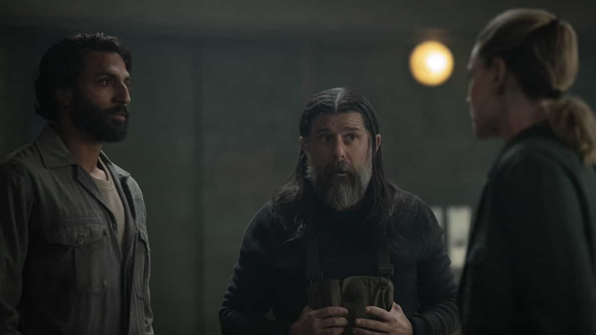 Silo Season 3 Episode 7 Photos: "Radio" Preview the Next Chapter 4 Avi Nash, Rick Gomez and Rebecca Ferguson in "Silo," now streaming on Apple TV.