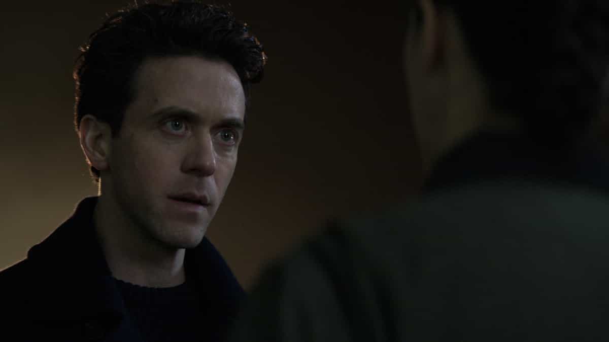 Silo Season 3 Episode 7 Photos: "Radio" Preview the Next Chapter 8 Ashley Zukerman in "Silo," now streaming on Apple TV.