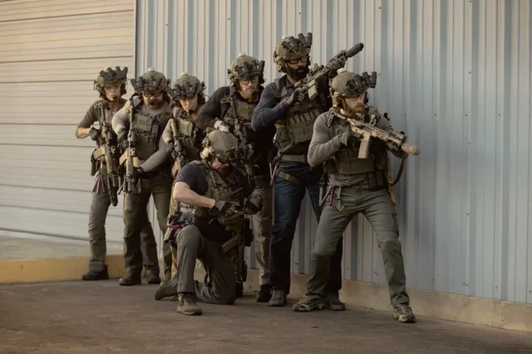L-R: Laysla De Oliveira as Cruz, Austin Hébert as Randy, Jill Wagner as Bobby, James Jordan as Two Cups, Jonah Wharton as Tex, LaMonica Garrett as Tucker, Thad Luckinbill as Kyle in episode 4, season 3, streaming on Paramount+, 2026. Photo Credit: Lauren Smith/Paramount+.