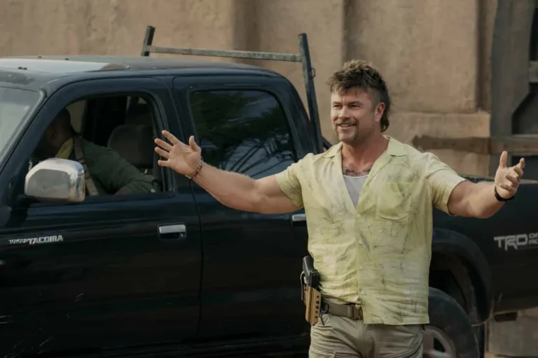 Luke Hemsworth (Jules Landry)