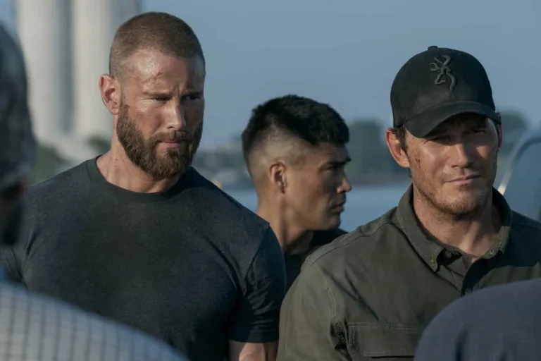 The Terminal List - Season 2 - Tom Hopper (Raife Hastings), Chris Pratt (James Reece)