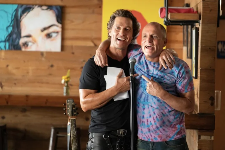 Matthew McConaughey and Woody Harrelson in Brothers