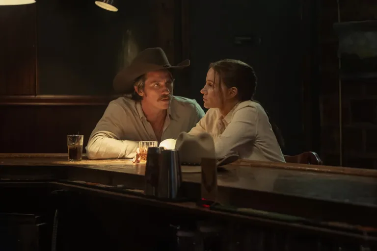 Heartland. (L-R)) Garrett Hedlund as Roy Combs and Jessica Chastain as Misty Jones in Heartland. Cr. Tina Rowden/Netflix © 2026.