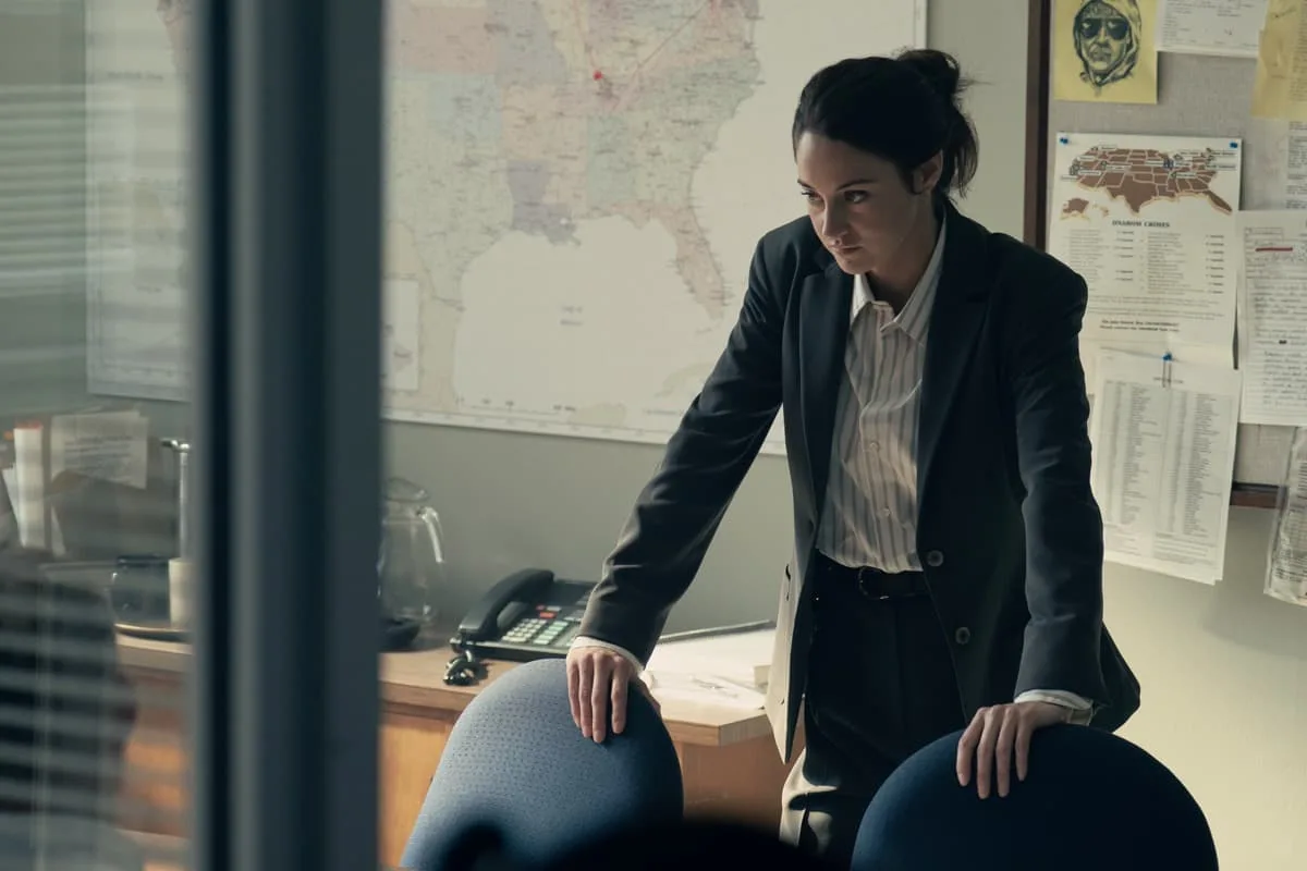 Unabomber. Shailene Woodley as Joanne Miller in Unabomber. Cr. Philippe Bosse/Netflix ©2026
