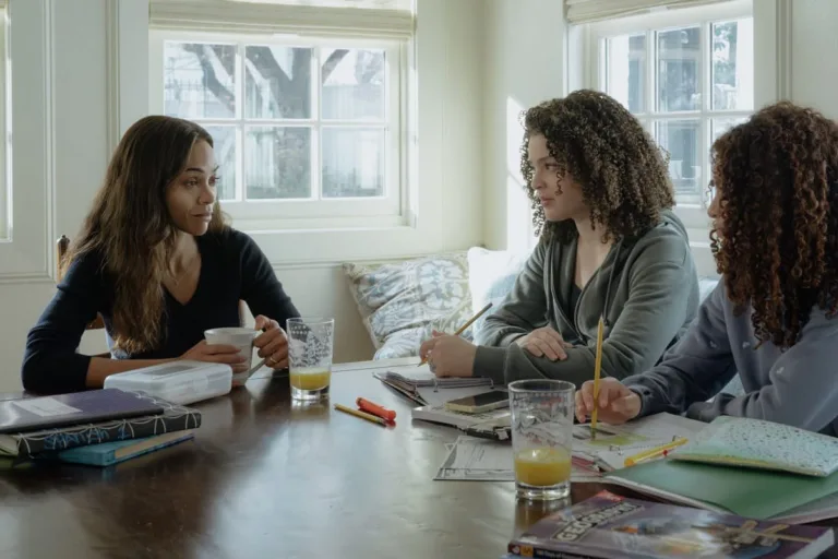 Lioness Season 3 Episode 6 "Sugar Land" L-R: Zoe Saldaña as Joe, Hannah Love Lanier as Kate, Celestina Harris as Charlie, in Lioness, episode 6, season 3, streaming on Paramount+, 2026. Photo Credit: Ryan Green/Paramount+.