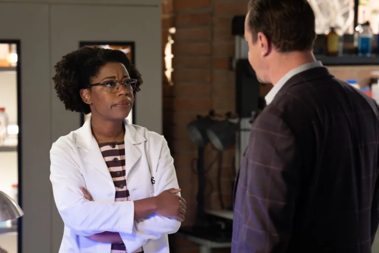 “Wayward Son” - CBS Original Series NCIS, scheduled to air on Tuesday, Oct. 6 (8:00-9:00 PM, ET/PT).   Pictured (L-R): Diona Reasonover as Kasie Hines, Sean Murray as Timothy McGee.  Photo: Robert Voets/CBS ©2026 CBS Broadcasting, Inc. All Rights Reserved.