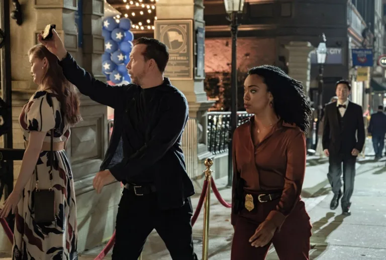 “The “Crash” -- Coverage of the CBS Original Series Boston Blue, scheduled to air on the CBS Television Network. Pictured (L-R): Donnie Wahlberg as Danny Reagan and Sonequa Martin-Green as Lena Silver Photo: Seacia Pavao/CBS ©2026 CBS Broadcasting, Inc. All Rights Reserved.
