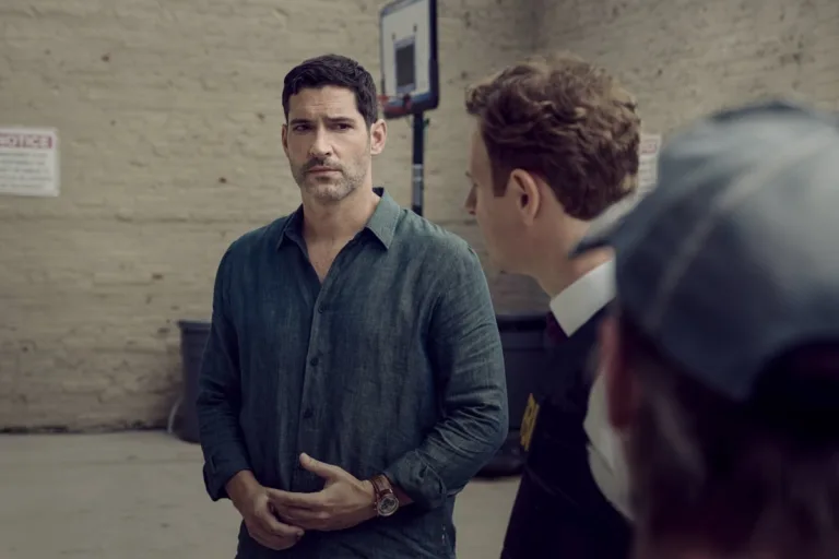 CIA Season 2 Episode 1 "The Deep" -- CBS Original Series CIA, scheduled to air on Monday, Oct. 5 (9:00-10:00 PM, ET/PT), on the CBS Television Network and streaming on Paramount+.  Pictured (L-R): Tom Ellis as CIA Case Officer Colin Glass. Photo: Mark Schafer/CBS ©2026 CBS Broadcasting, Inc. All Rights Reserved.