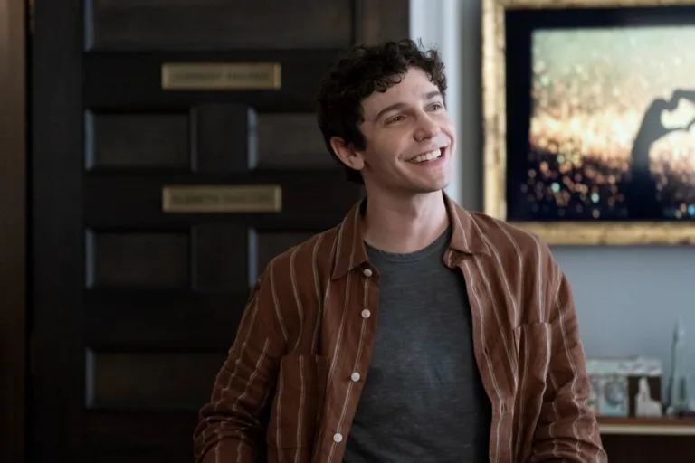 "Crazy in Love" -- Coverage of the CBS Original Series Elsbeth, scheduled to air on the CBS Television Network.   Pictured: Ben Levi Ross as Teddy.  Photo: Michael Parmelee/CBS ©2026 CBS Broadcasting, Inc. All Rights Reserved.
