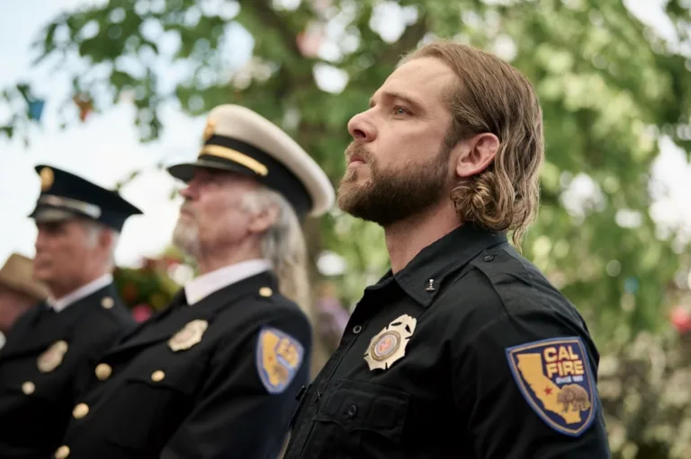 “Founders’ Day” -- CBS Original Series Fire Country, scheduled to air on Friday, October 9 (9:00-10:00 PM, ET/PT), on the CBS Television Network, and streaming on Paramount+. Pictured: Max Thieriot as Bode Leone. Photo: Sergei Bachlakov/CBS ©2026 CBS Broadcasting, Inc. All Rights Reserved.