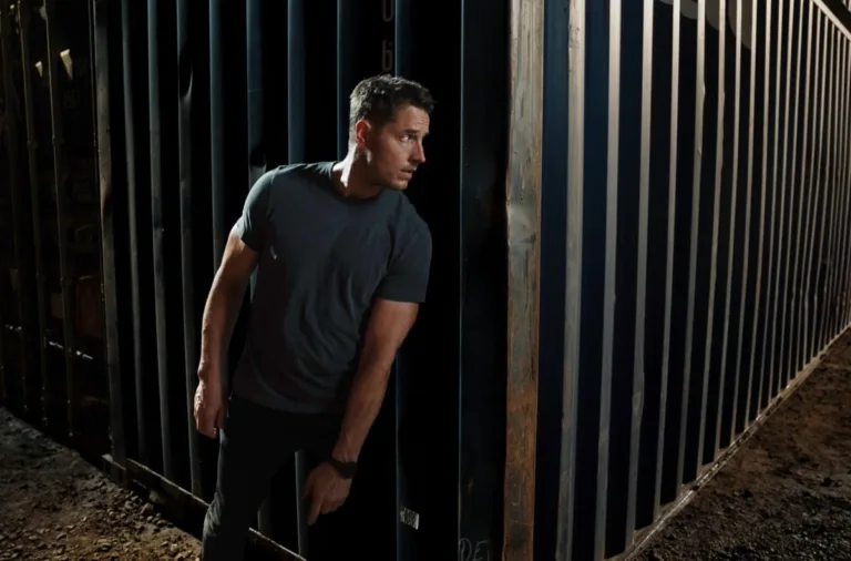 Tracker Season 4 Episode 1 "Safe Harbor" -- Coverage of the CBS Original Series Tracker, scheduled to air on the CBS Television Network. Pictured: Justin Hartley as Colter Shaw Photo: Tyler Golden/CBS ©2026 CBS Broadcasting, Inc. All Rights Reserved.
