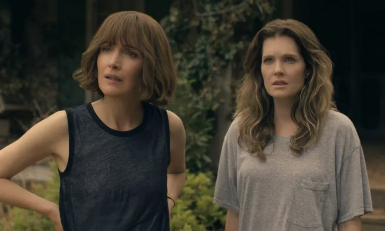 THE GOOD DAUGHTER -- Pictured: (l-r) Rose Byrne as Charlotte Quinn, Meghann Fahy as Samantha Quinn -- (Photo by: Peacock)
