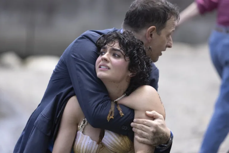 BEST MEDICINE: L-R: Josh Charles and Ellen Soraya Nikbakht in the season two premiere of "Be Careful What You Fish For" on Tuesday, September 22 (8:00-9:00 PM ET/PT) on FOX. © 2026 Fox Media LLC. CR: Danielle Mathias/FOX.