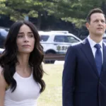 BEST MEDICINE: L-R: Abigail Spencer and Josh Charles in the season two premiere of "Be Careful What You Fish For" on Tuesday, September 22 (8:00-9:00 PM ET/PT) on FOX. © 2026 Fox Media LLC. CR: Danielle Mathias/FOX.