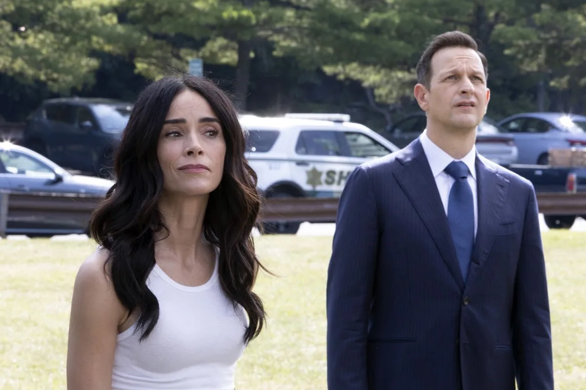 BEST MEDICINE: L-R: Abigail Spencer and Josh Charles in the season two premiere of "Be Careful What You Fish For" on Tuesday, September 22 (8:00-9:00 PM ET/PT) on FOX. © 2026 Fox Media LLC. CR: Danielle Mathias/FOX.