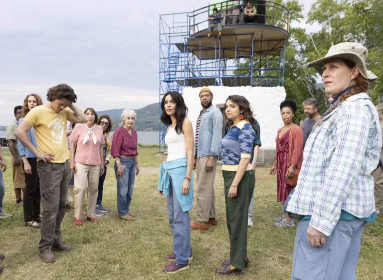 BEST MEDICINE: L-R: Carter Shimp, Annie Potts, Abigail Spencer and Josh Cree in the season two premiere of "Be Careful What You Fish For" on Tuesday, September 22 (8:00-9:00 PM ET/PT) on FOX. © 2026 Fox Media LLC. CR: Danielle Mathias/FOX.