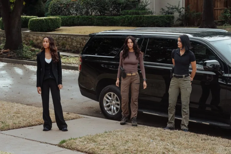L-R: Zoe Saldaña as Joe, Genesis Rodriguez as Josie, Laysla De Oliveira as Cruz in Lioness, episode 8 Season 3, streaming on Paramount+, 2025. Photo Credit: Ryan Green/Paramount+