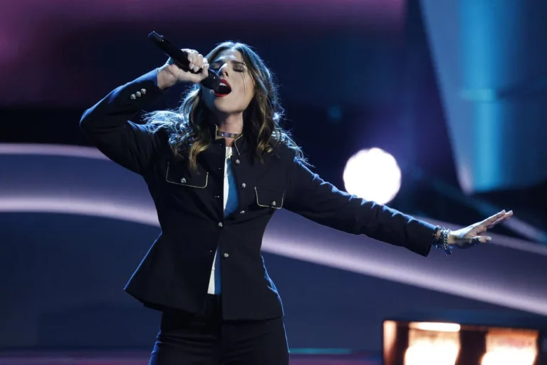 THE VOICE -- "Blind Auditions" Episode 3001 -- Pictured: Destinee Monroe -- (Photo by: Griffin Nagel/NBC)