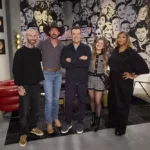 THE VOICE -- "Blind Auditions" Episode 3002 -- Pictured: (l-r) Adam Levine, Riley Green, Carson Daly, Kelly Clarkson, Queen Latifah -- (Photo by: Trae Patton/NBC)