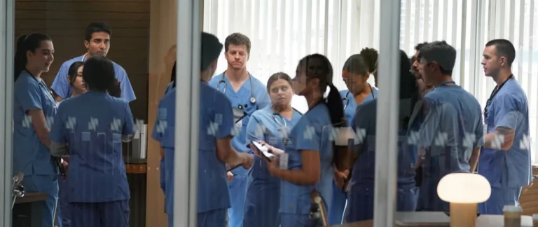 DOC: Interns in the “Wherefore Art Thou” Season Premiere episode of DOC airing Tuesday, Sept. 22 (8:00-9:00 PM ET/PT) on FOX. CR: John Medland/FOX. ©2026 FOX Media LLC.