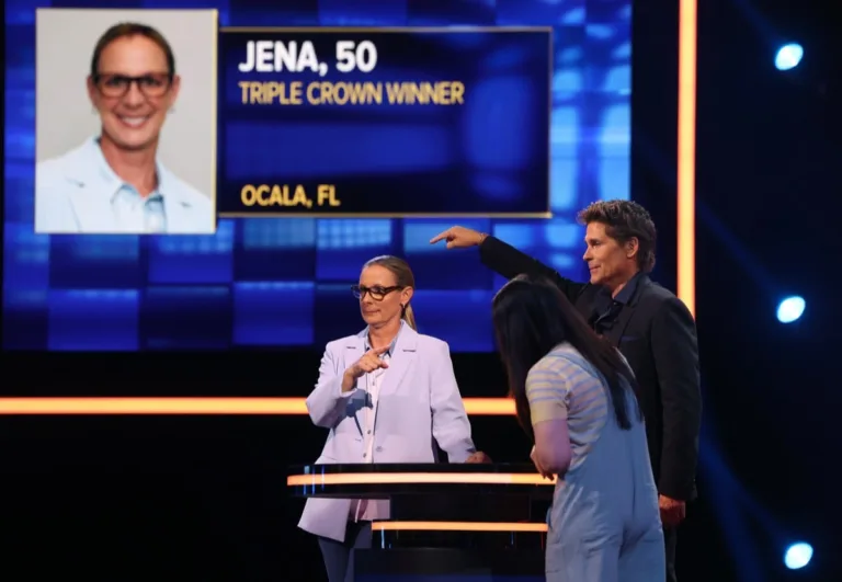 THE FLOOR: Rob Lowe in the Special Season Premiere “100 Champions" episode of THE FLOOR airing Wednesday Sept 23 (8:00-9:00 PM ET/PT) on FOX. CR/ Lorraine O’Sullivan / FOX. ©2026 FOX Media LLC.