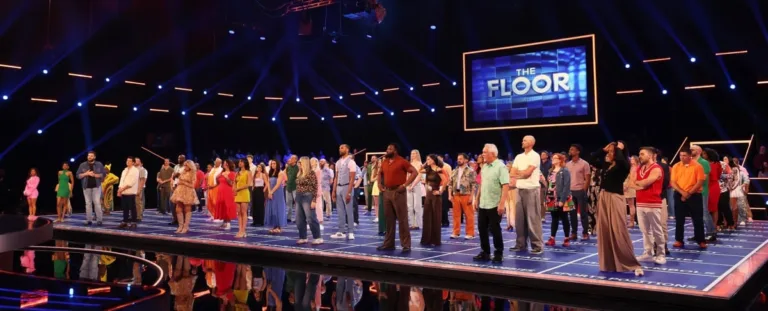 THE FLOOR: Rob Lowe in the Special Season Premiere “100 Champions" episode of THE FLOOR airing Wednesday Sept 23 (8:00-9:00 PM ET/PT) on FOX. CR/ Lorraine O’Sullivan / FOX. ©2026 FOX Media LLC.