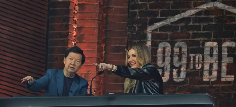 99 TO BEAT: L-R: Hosts Ken Jeong and Erin Andrews in the Season Two Premiere of 99 TO BEAT airing Wednesday, Sept. 23 (9:01-10:00 PM ET/PT) on FOX. © 2026 Fox Media LLC. CR: Justin Lynch/FOX.