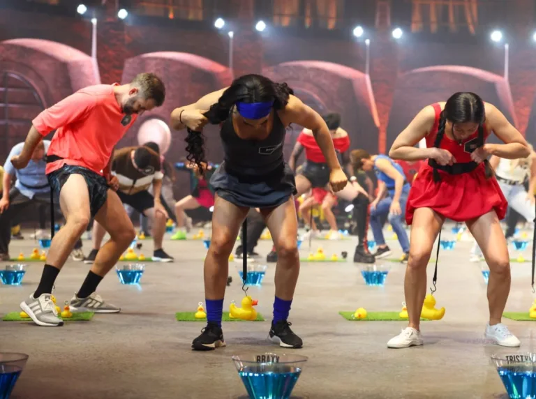 99 TO BEAT: Contestants in the Season Two Premiere of 99 TO BEAT airing Wednesday, Sept. 23 (9:01-10:00 PM ET/PT) on FOX. © 2025 Fox Media LLC. CR: Justin Lynch/FOX.