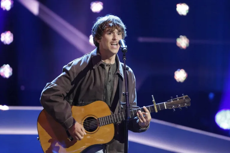 THE VOICE -- "Blind Auditions" Episode 3002 -- Pictured: Ethan Shobert -- (Photo by: Griffin Nagel/NBC)