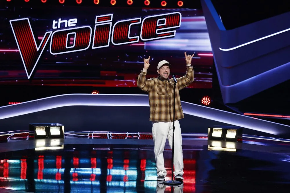 THE VOICE -- "Blind Auditions" Episode 3002 -- Pictured: Alt Bloom -- (Photo by: Griffin Nagel/NBC)