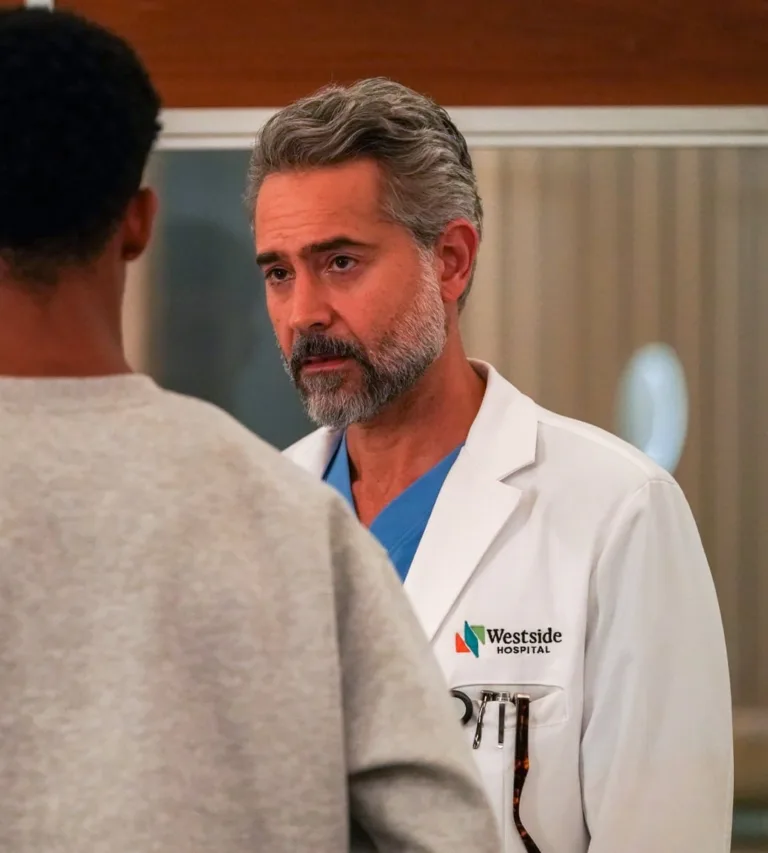DOC: Omar Metwally in the “Ready or Not" episode of DOC airing Tuesday, Sept. 29 (8:00-9:00 PM ET/PT) on FOX. CR: John Medland/FOX. ©2026 FOX Media LLC.
