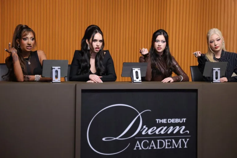 SATURDAY NIGHT LIVE -- Episode 1905 -- Pictured: Musical guest Katseye during the "Dream Academy" sketch on Saturday, September 26, 2026 -- (Photo by: Cayden Reich/NBC)