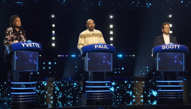 CELEBRITY WEAKEST LINK: L-R: Yvette Nicole Brown, Paul Scheer and Scott Wolf in the CELEBRITY WEAKEST LINK “8 More Degrees Of Jane” Season Premiere episode airing Monday, Sept. 28 (9:01-10:00 PM ET/PT) on FOX. © 2026 Fox Media LLC. CR: Tom Griscom/FOX.