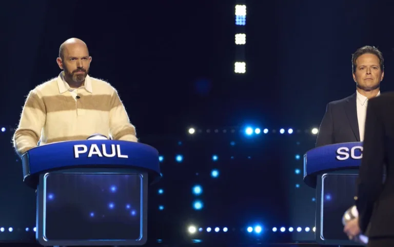 CELEBRITY WEAKEST LINK: L-R: Paul Scheer and Scott Wolf in the CELEBRITY WEAKEST LINK “8 More Degrees Of Jane” Season Premiere episode airing Monday, Sept. 28 (9:01-10:00 PM ET/PT) on FOX. © 2026 Fox Media LLC. CR: Tom Griscom/FOX.