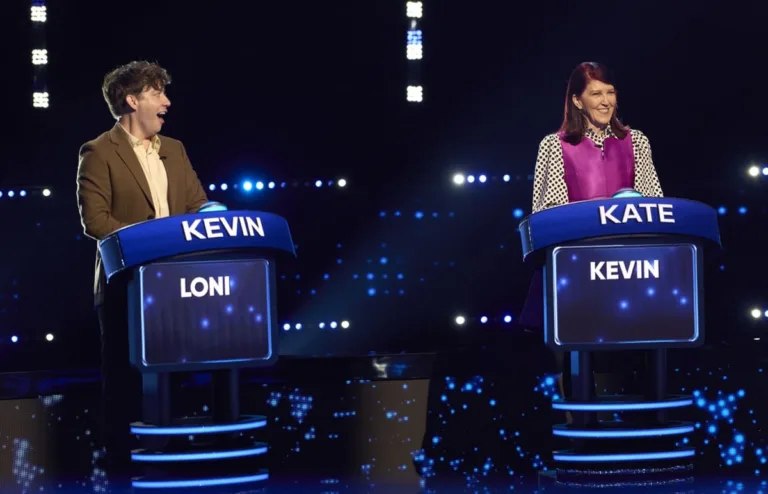 CELEBRITY WEAKEST LINK: L-R: Kevin McHale and Kate Flannery in the CELEBRITY WEAKEST LINK “8 More Degrees Of Jane” Season Premiere episode airing Monday, Sept. 28 (9:01-10:00 PM ET/PT) on FOX. © 2026 Fox Media LLC. CR: Tom Griscom/FOX.