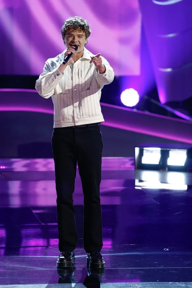 THE VOICE -- "Blind Auditions" Episode 3004 -- Pictured: Connor Closs -- (Photo by: Griffin Nagel/NBC)