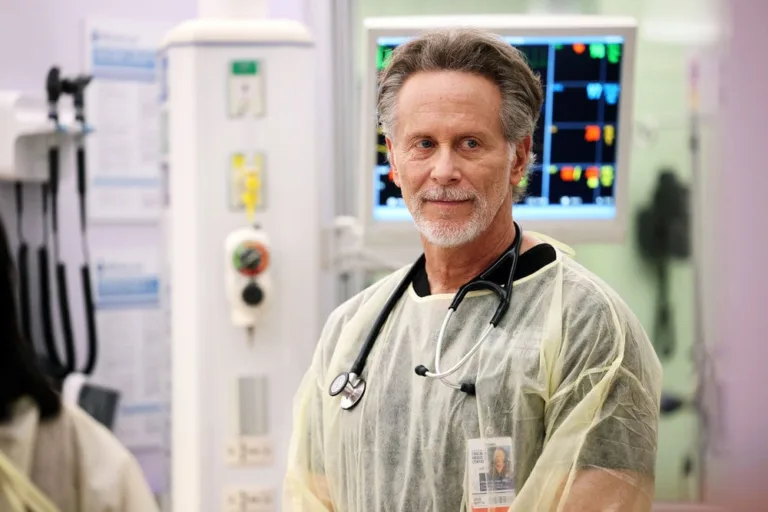 CHICAGO MED Season 12 Episode 1 -- "Shots Fired" Episode 1201 -- Pictured: Steven Weber as Dr. Dean Archer -- (Photo by: George Burns Jr/NBC)