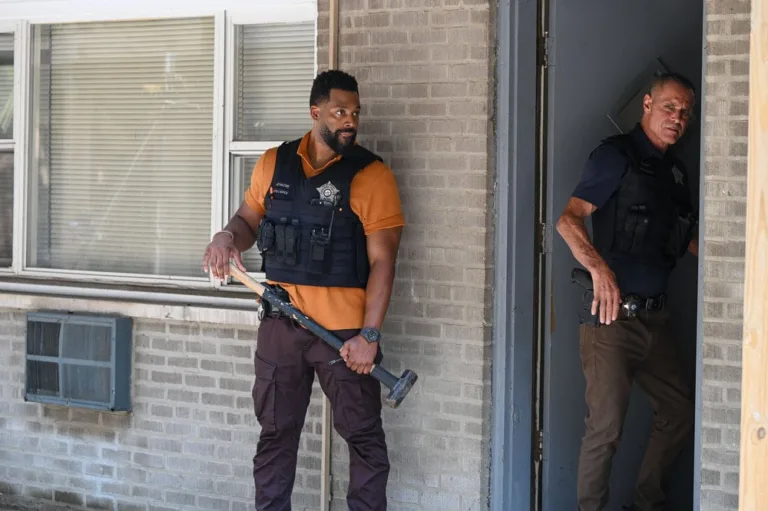 CHICAGO P.D. Season 14 Episode 1 -- "Demolition" Episode 1401 -- Pictured: (l-r) LaRoyce Hawkins as Officer Kevin Atwater, Jason Beghe as Sergeant Hank Voight -- (Photo by: Lori Allen/NBC)