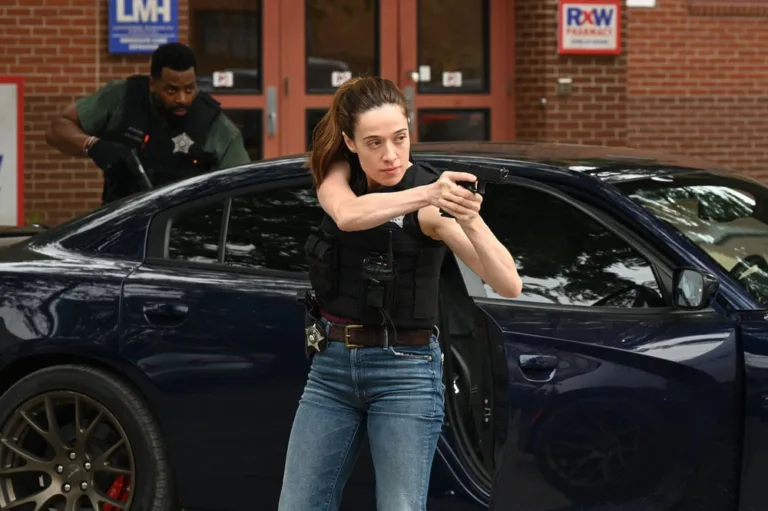 CHICAGO P.D. Season 14 Episode 1  -- "Demolition" Episode 1401 -- Pictured: (l-r) LaRoyce Hawkins as Officer Kevin Atwater, Marina Squerciati as Officer Kim Burgess -- (Photo by: Lori Allen/NBC)
