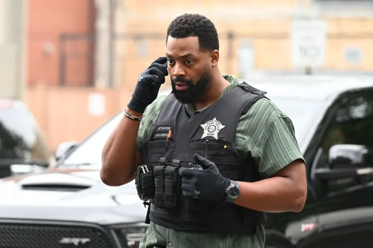 CHICAGO P.D. -- "Demolition" Episode 1401 -- Pictured: LaRoyce Hawkins as Officer Kevin Atwater -- (Photo by: Lori Allen/NBC)