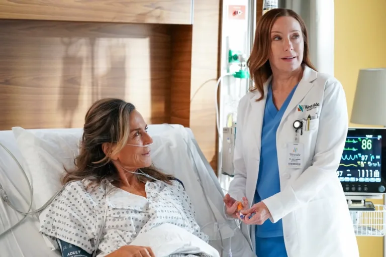 DOC: L-R: Guest star and Molly Parker in the "I Know What I Want" episode of DOC airing Tuesday, Oct. 6 (8:00-9:00 PM ET/PT) on FOX. CR: John Medland/FOX. ©2026 FOX Media LLC.